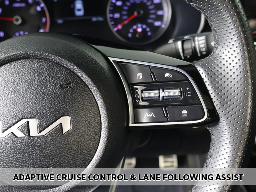 Used 2023 Kia Forte GT-Line w/ GT-Line Premium Package image 5
