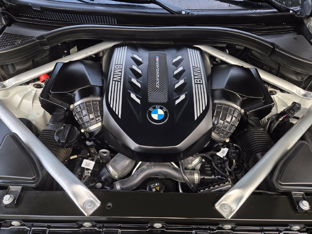 Used 2023 BMW X5 M50i w/ Executive Package AWD/4WD image 41