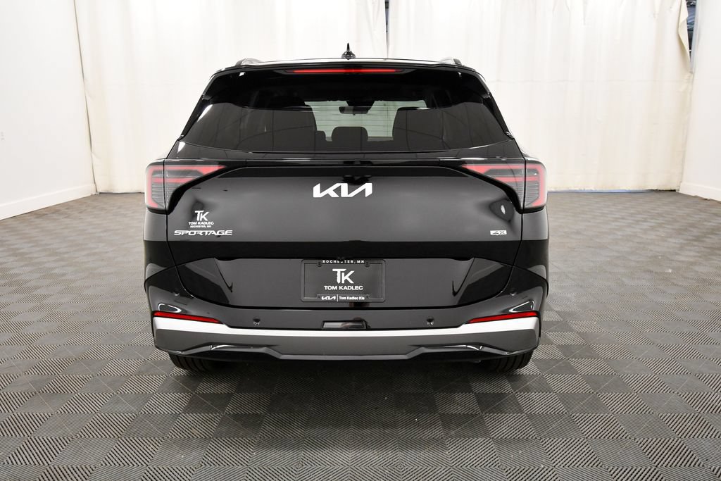 Certified 2026 Kia Sportage SX AWD/4WD image 6