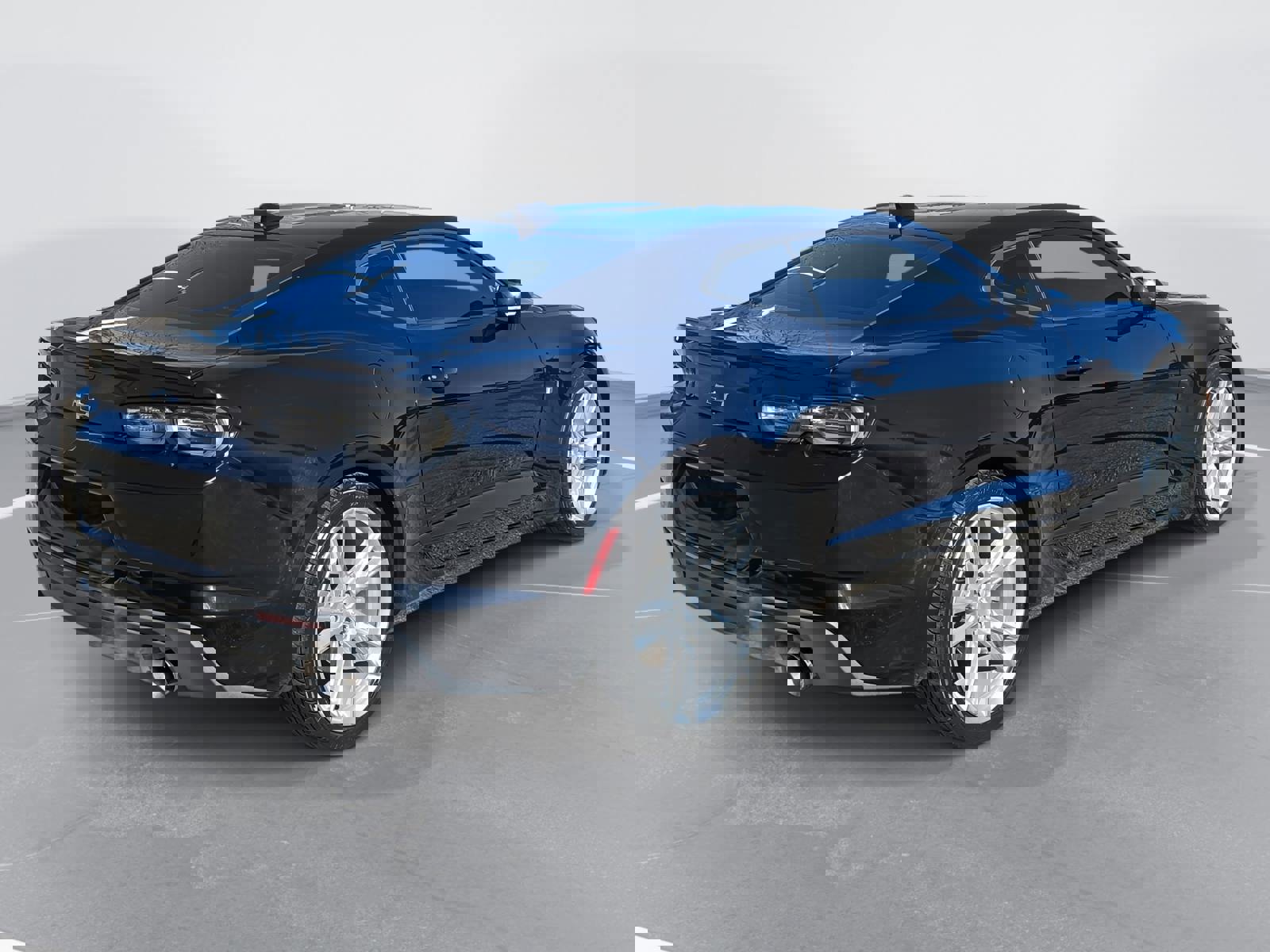 Used 2021 Chevrolet Camaro LT w/ RS Package image 5