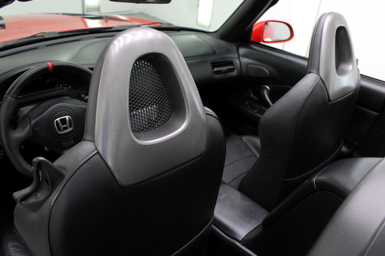 Used 2004 Honda S2000 image 46