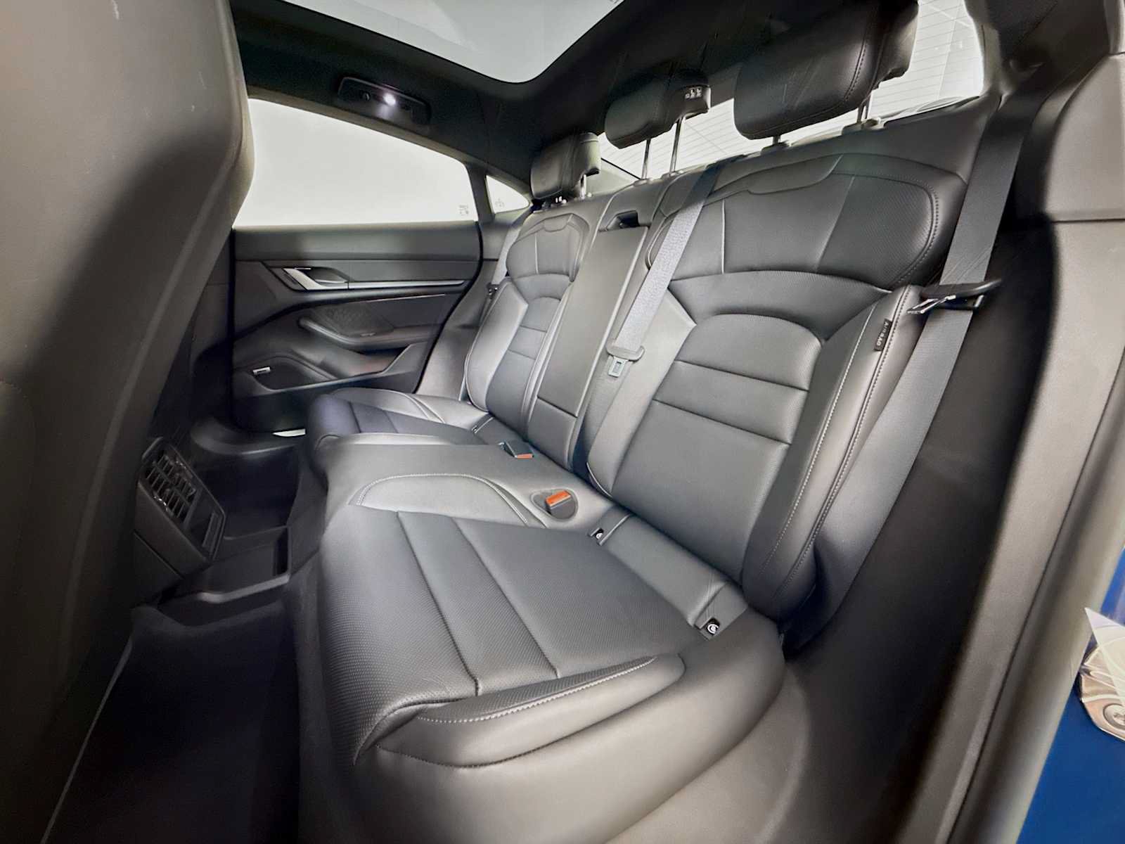 New 2026 Porsche Taycan 4S AWD/4WD image 22