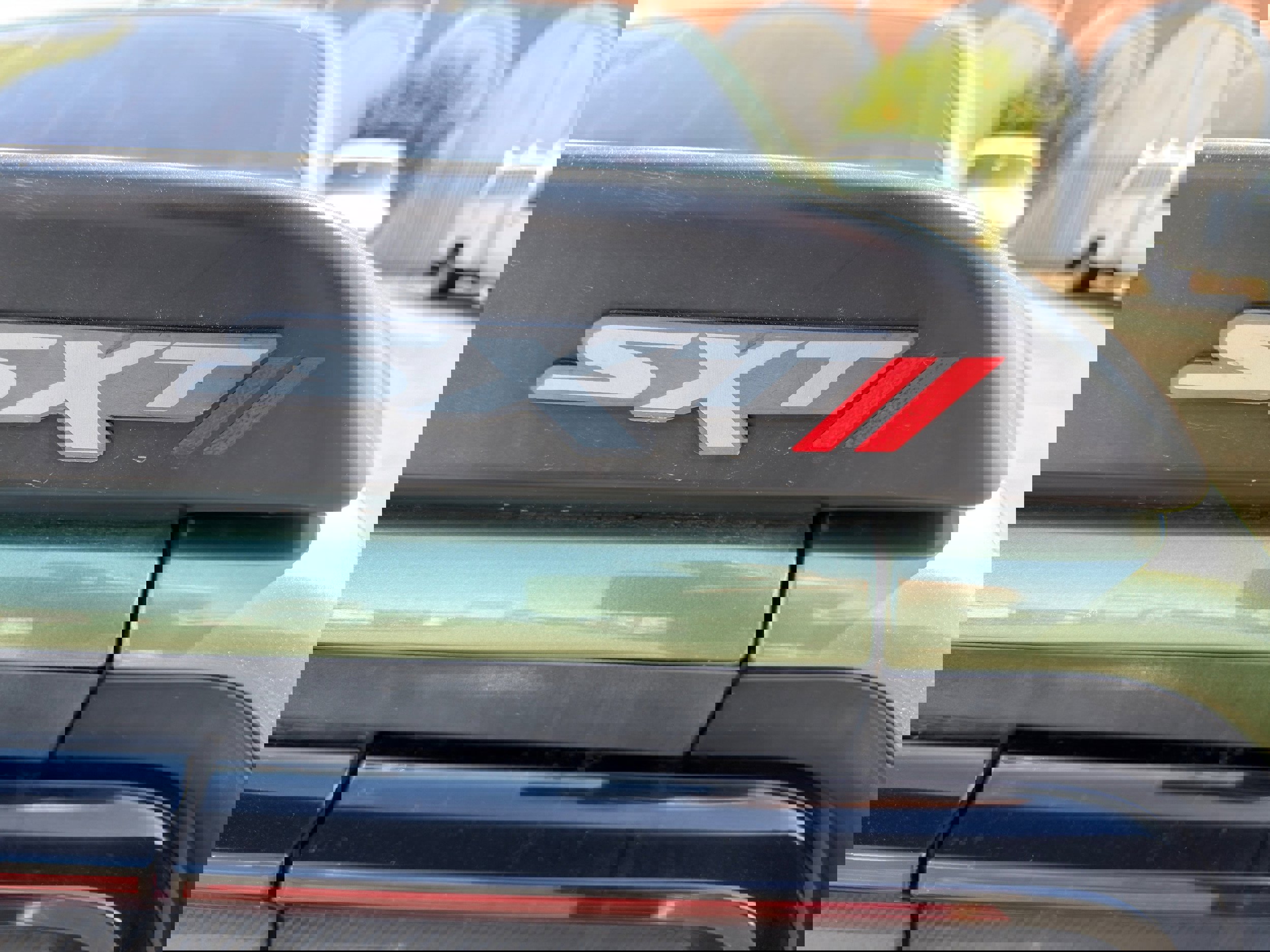 Used 2018 Dodge Challenger SXT w/ Blacktop Package image 34