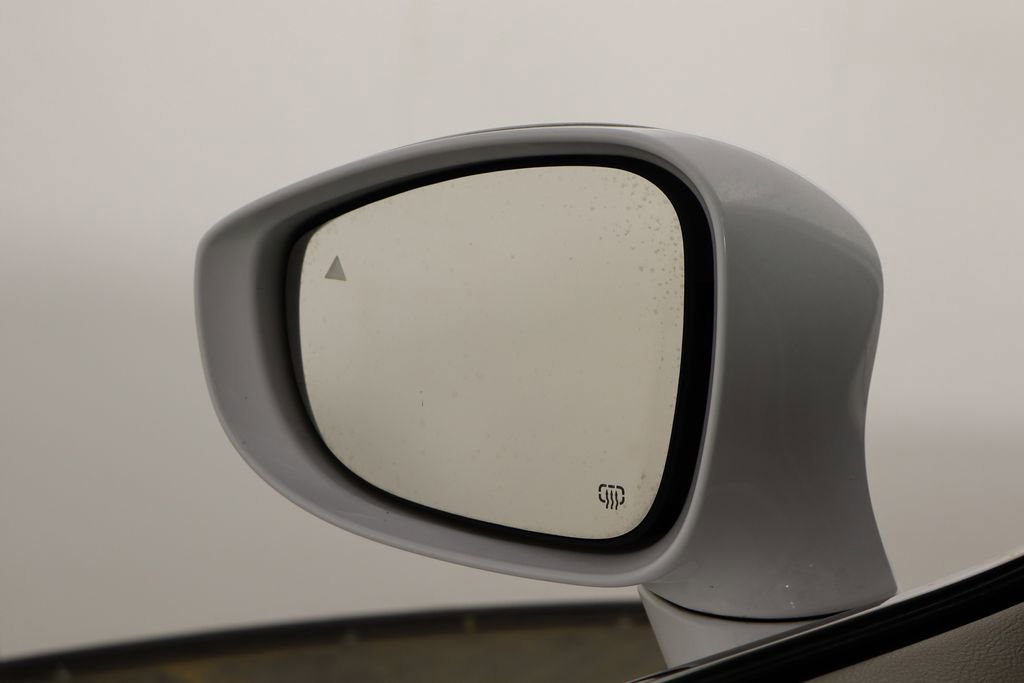 Used 2018 Chrysler Pacifica Touring-L Plus w/ Tire & Wheel Group image 44