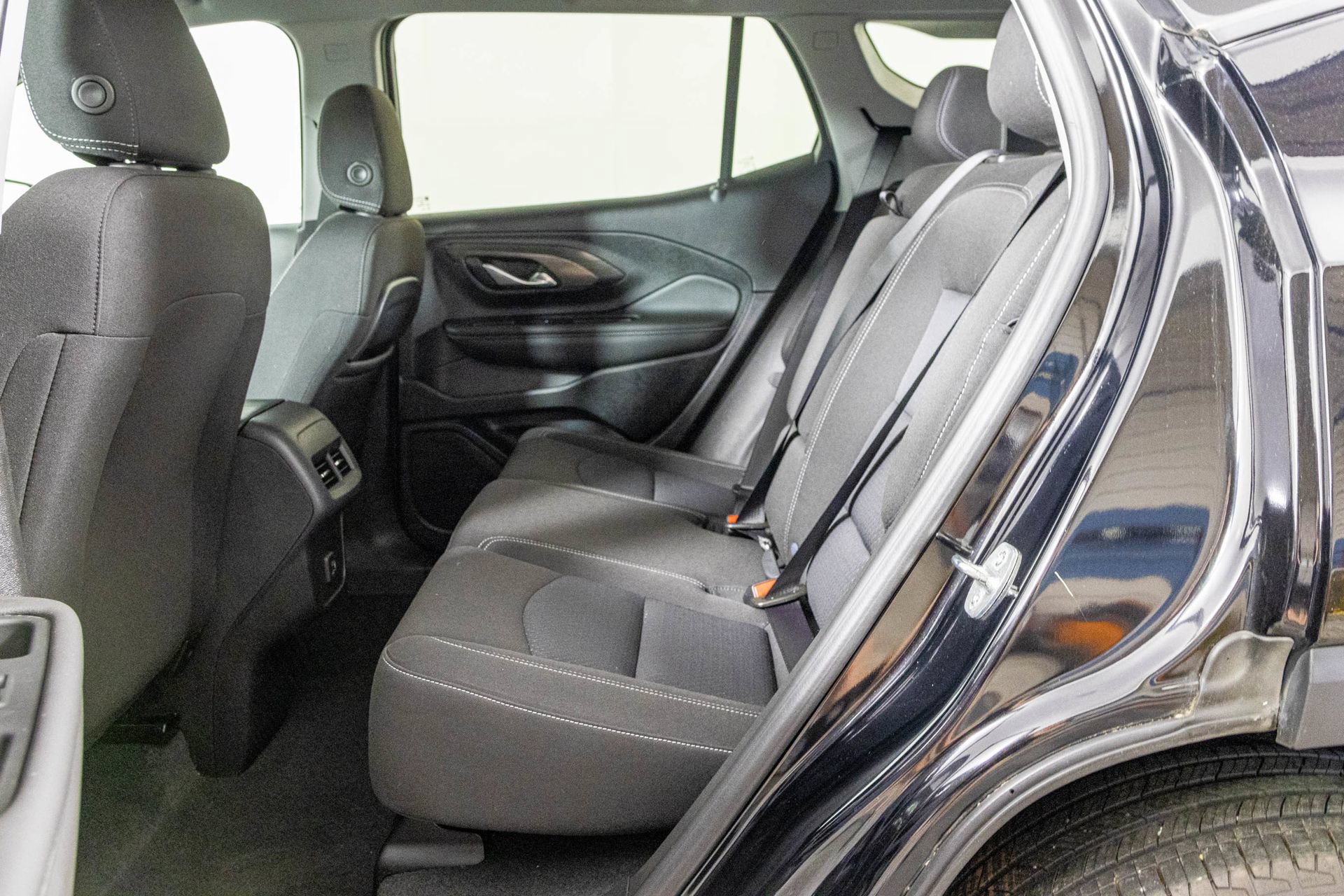 Used 2023 GMC Terrain SLE w/ Driver Convenience Package FWD image 41