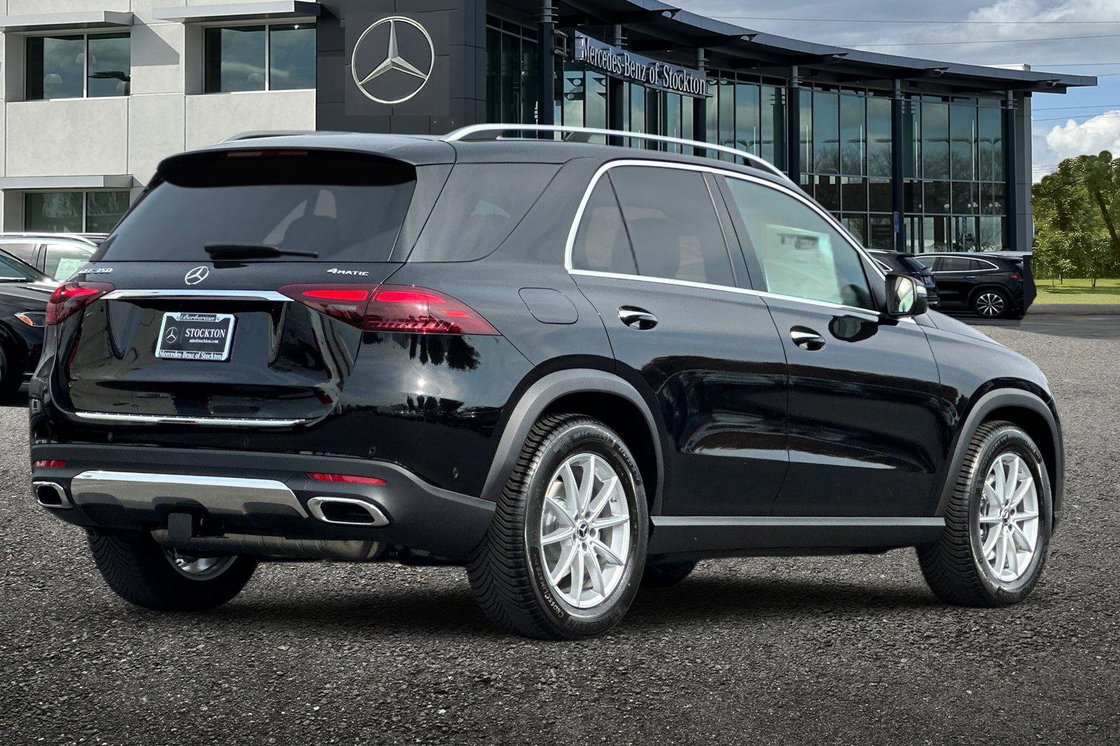 New 2026 Mercedes-Benz GLE 350 4MATIC image 4