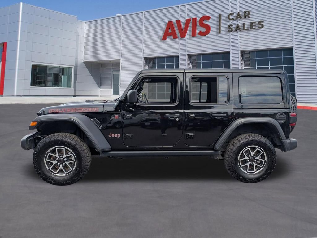 Used 2025 Jeep Wrangler Unlimited Rubicon w/ Convenience Group AWD/4WD image 10