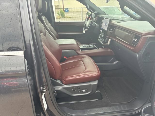Used 2024 Ford Expedition Limited AWD/4WD image 26