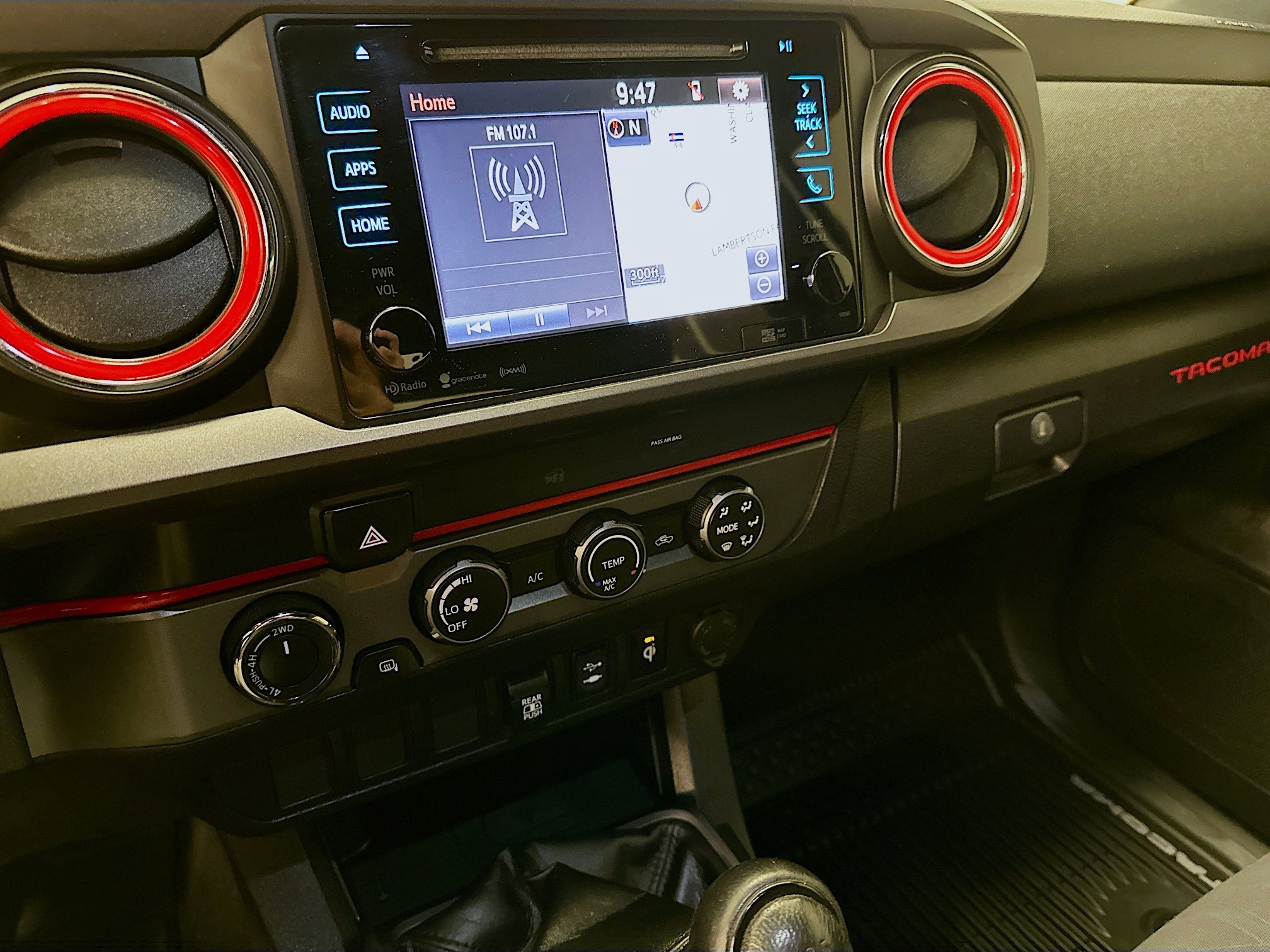 Used 2019 Toyota Tacoma TRD Sport image 26