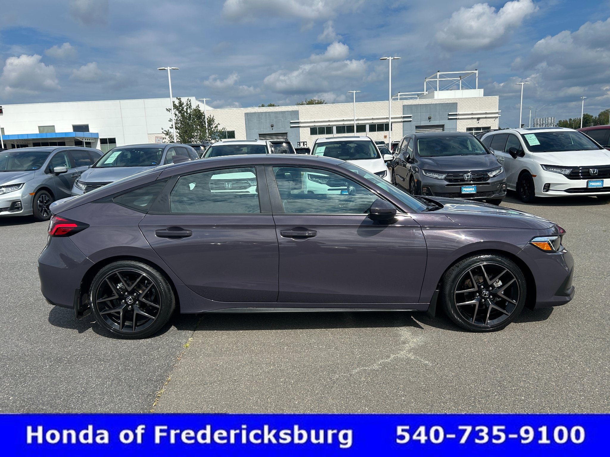 Used 2024 Honda Civic Sport Touring image 7