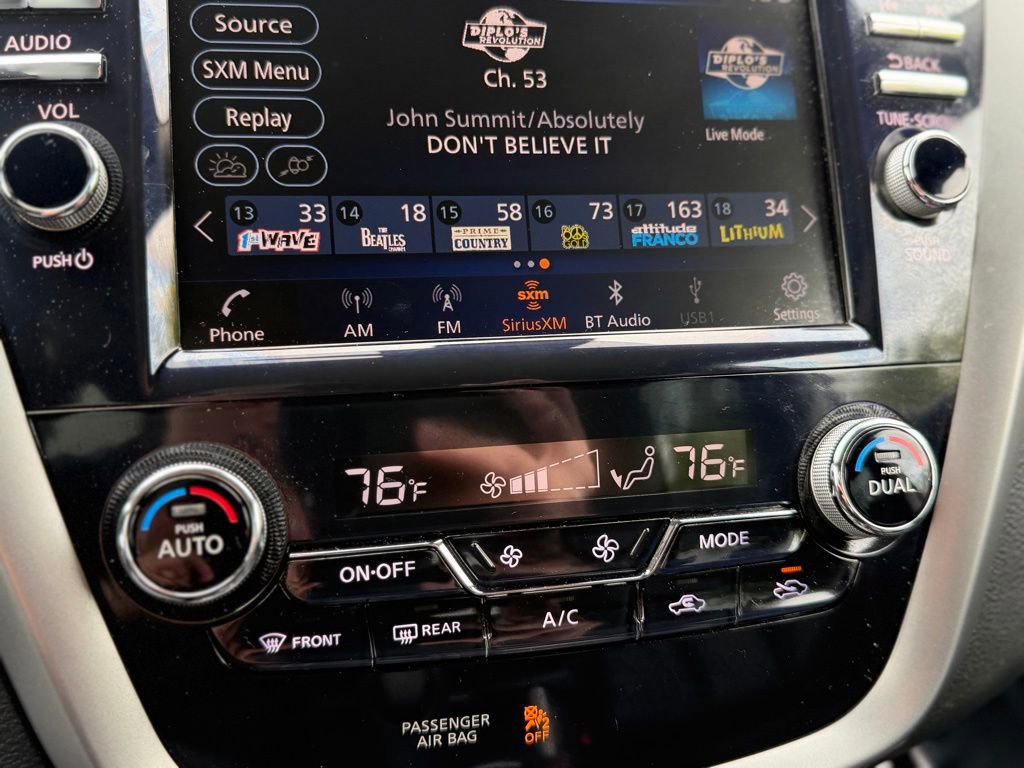 Used 2024 Nissan Murano SV AWD/4WD image 13