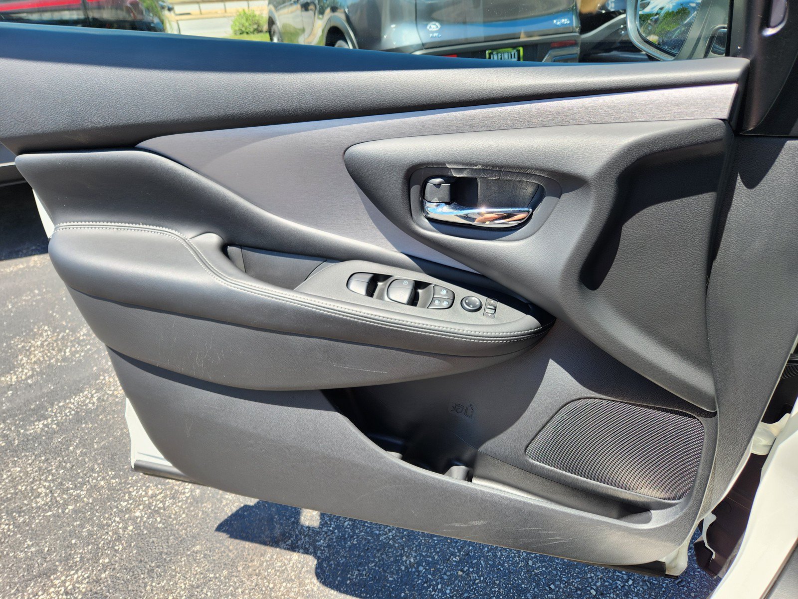 Used 2024 Nissan Murano SV w/ SV Midnight Edition Package AWD/4WD image 23