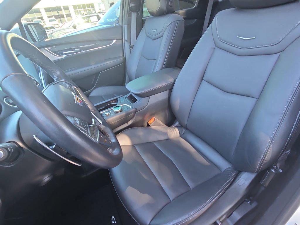 Used 2024 Cadillac XT5 Sportv w/ Technology Package image 15