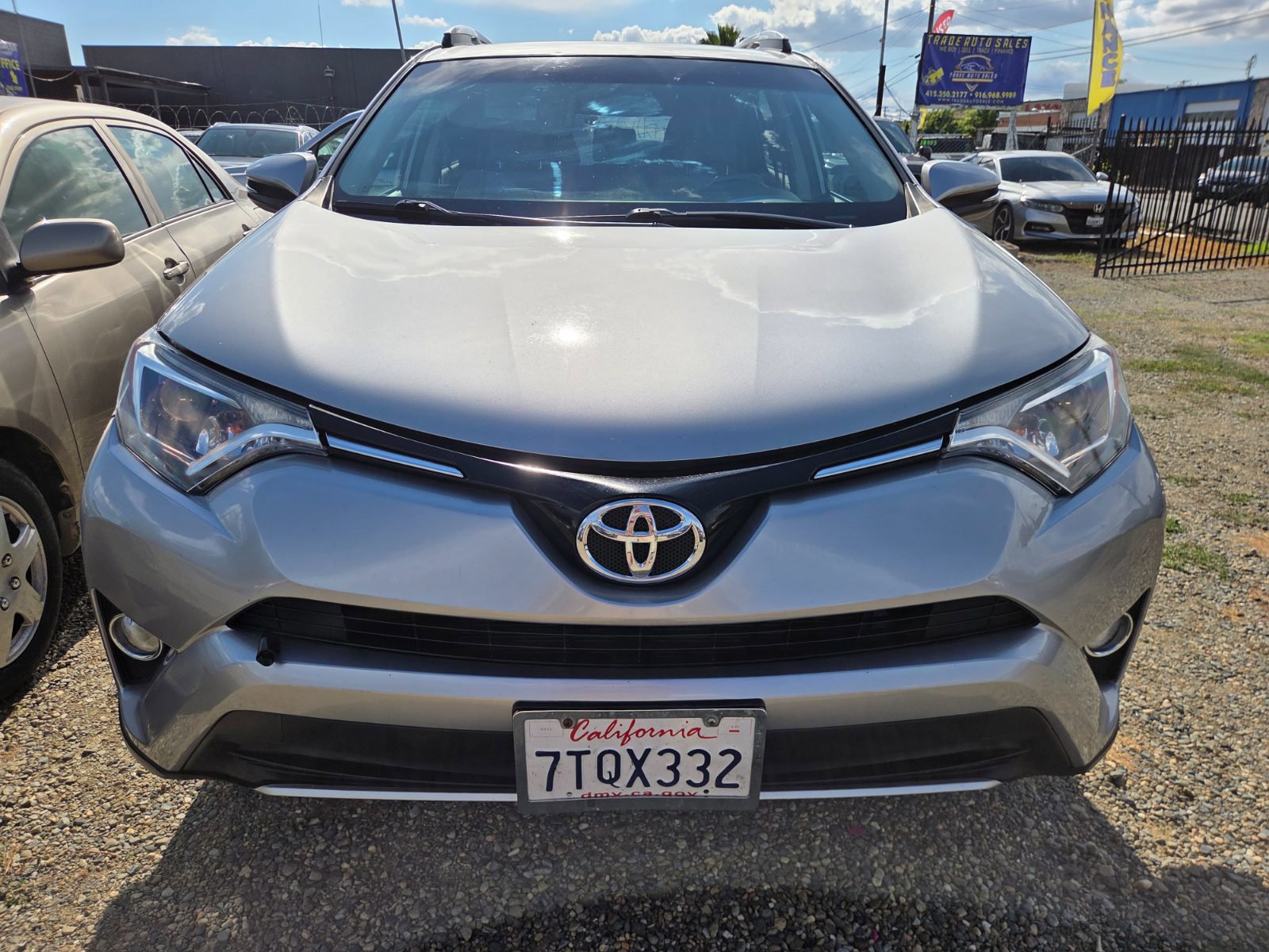 Used 2016 Toyota RAV4 XLE FWD image 6
