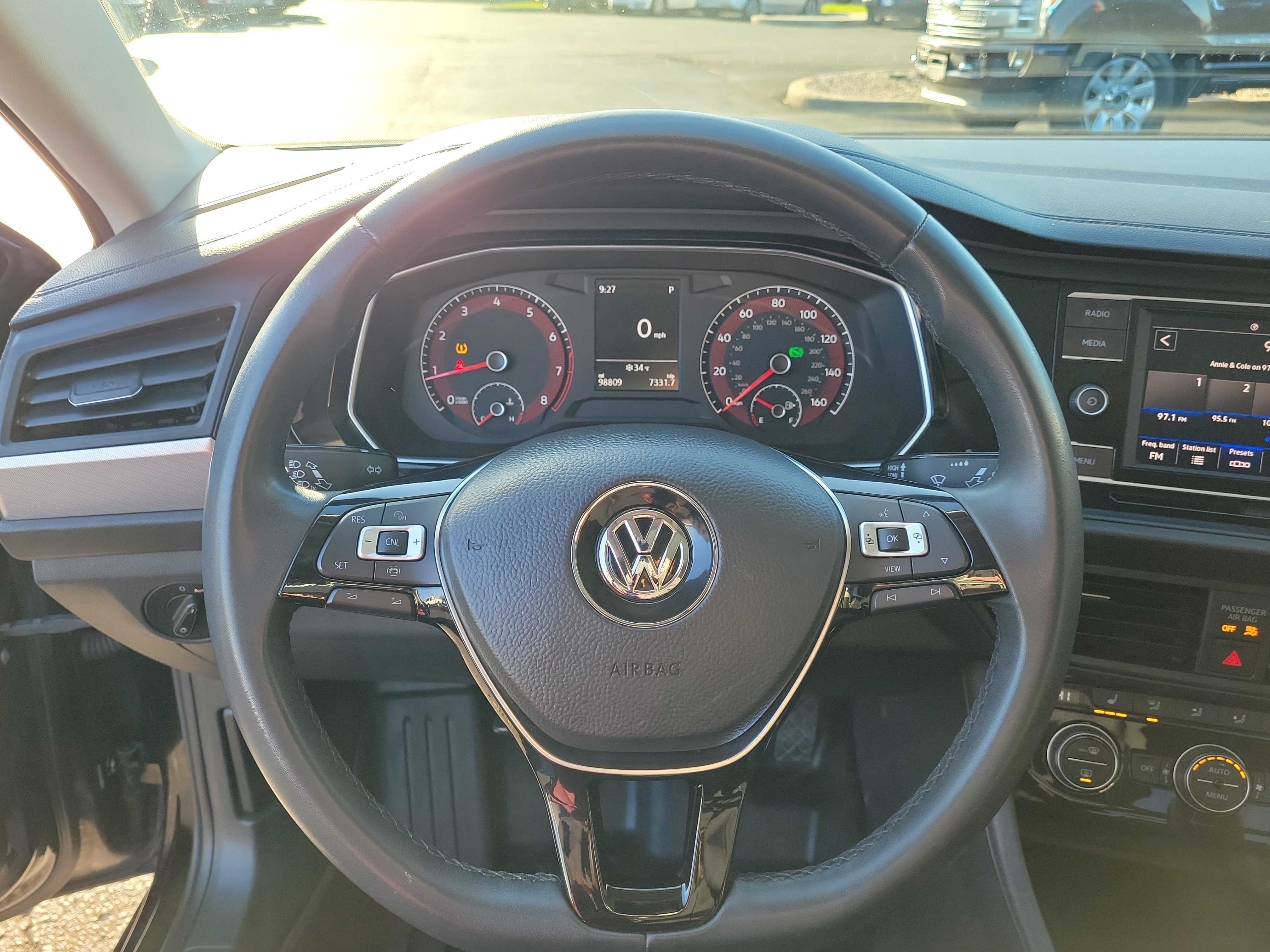Used 2020 Volkswagen Jetta SE image 23