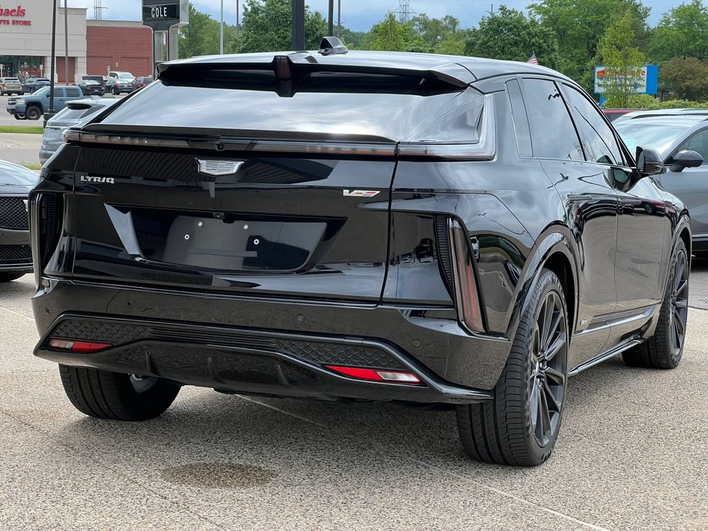 Certified 2026 Cadillac Lyriq V AWD/4WD image 48