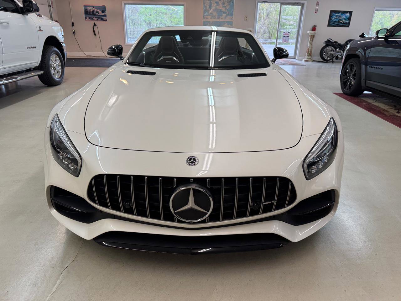 Used 2018 Mercedes-Benz AMG GT Roadster w/ Lane Tracking Package image 34