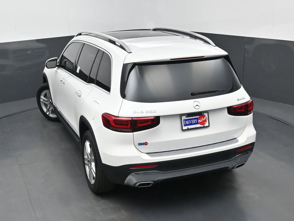 Used 2023 Mercedes-Benz GLB 250 4MATIC image 34