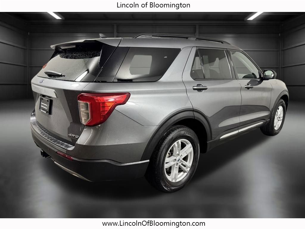 Used 2023 Ford Explorer XLT w/ Equipment Group 202A image 7