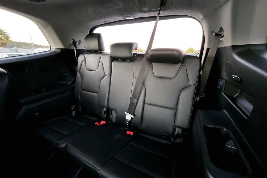 Used 2025 Kia Telluride SX Prestige AWD/4WD image 18