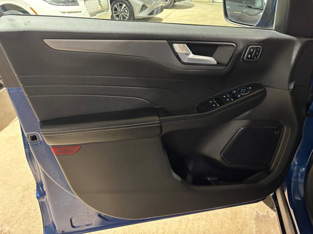 Used 2023 Ford Escape Active w/ Tech Pack #2 image 10