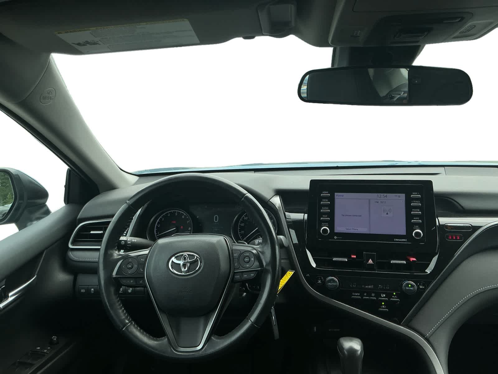 Used 2024 Toyota Camry SE w/ Cold Weather Package AWD/4WD image 10