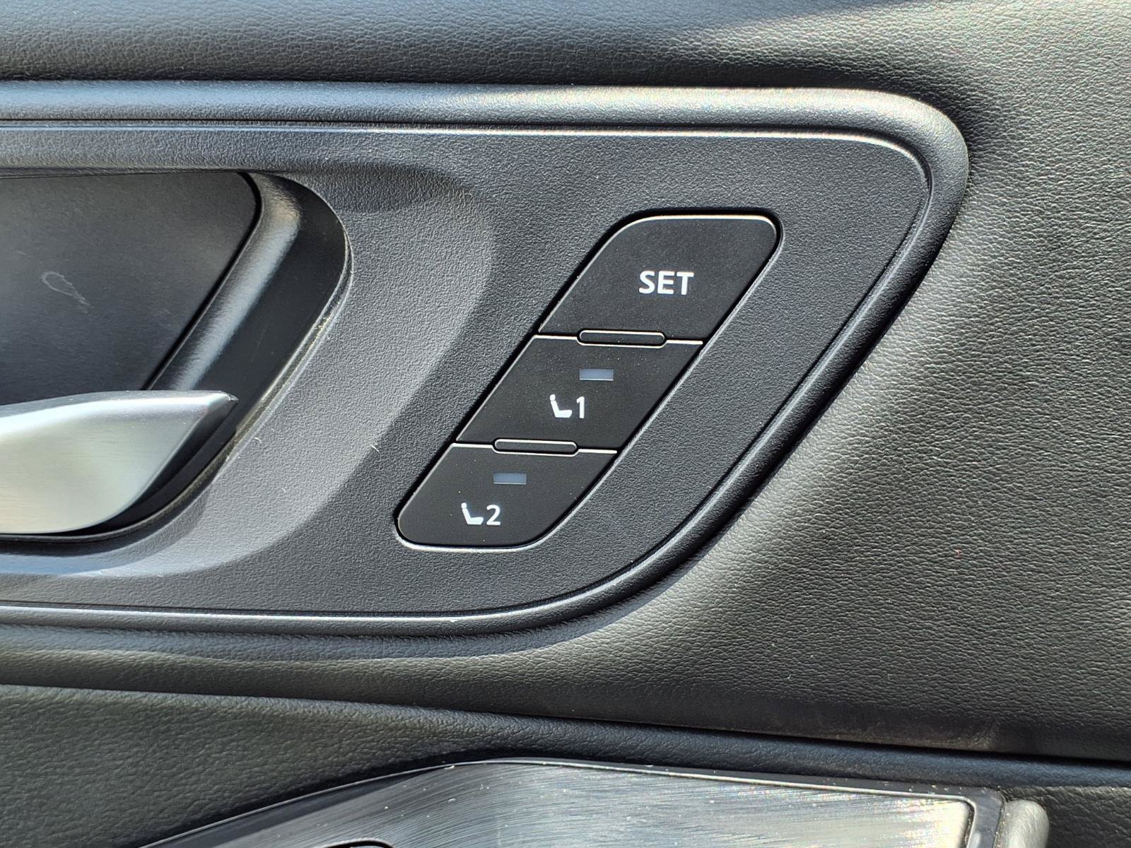 Used 2023 Nissan Rogue SL AWD/4WD image 23