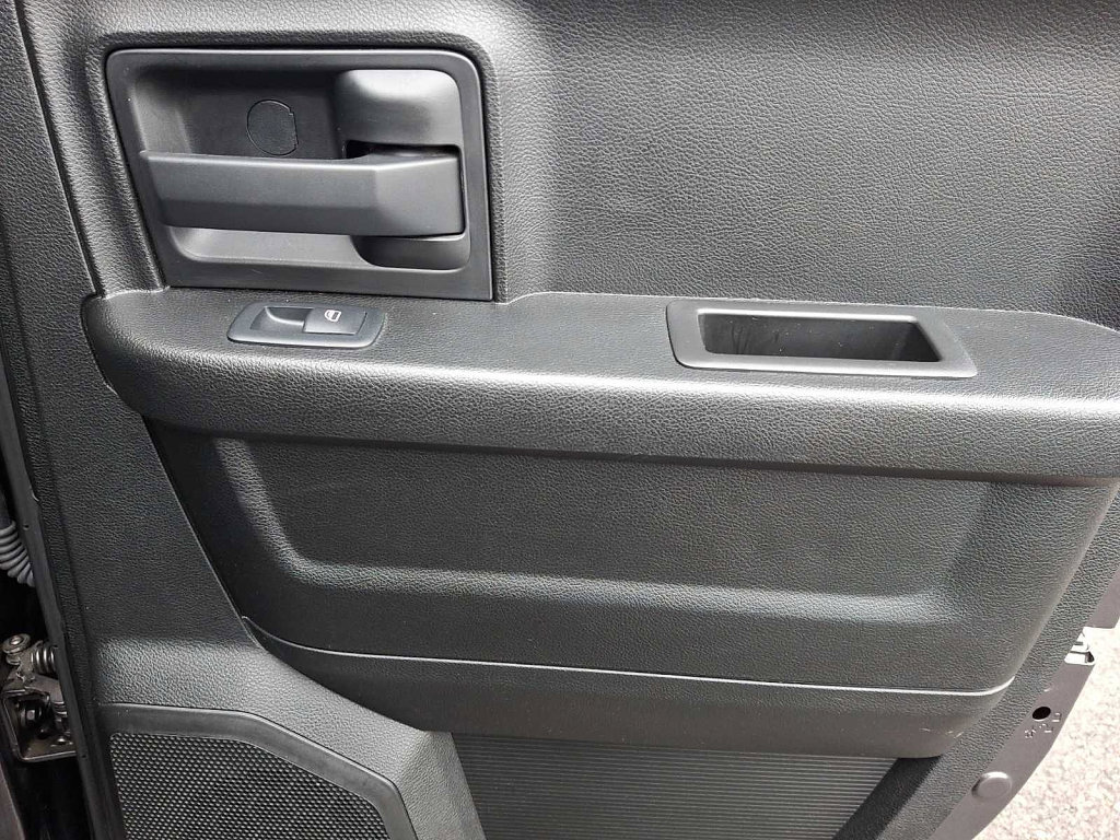 Used 2019 RAM 1500 Tradesman w/ Tradesman SXT Package image 14