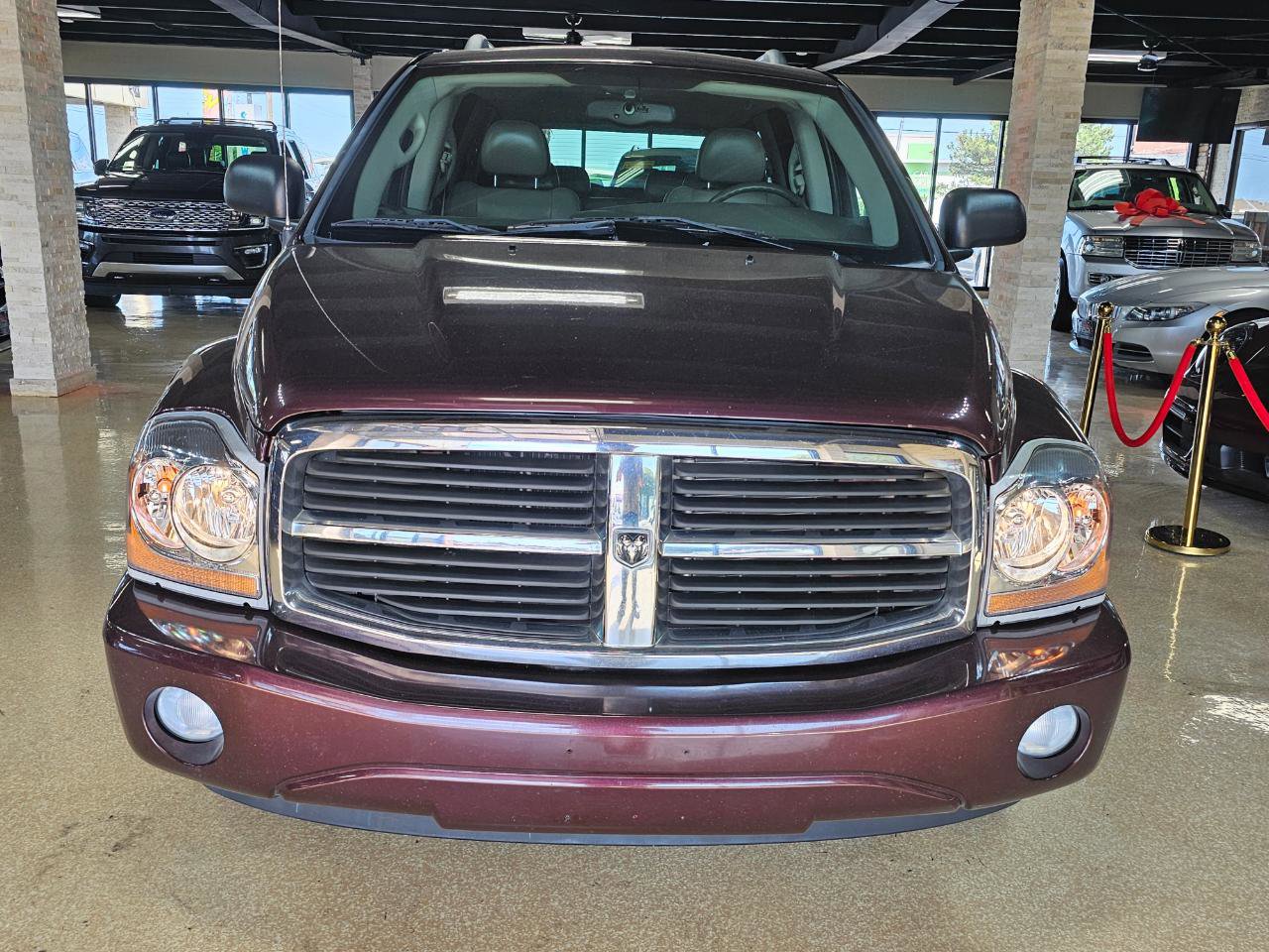 Used 2004 Dodge Durango Limited w/ Trailer Tow Group AWD/4WD image 2
