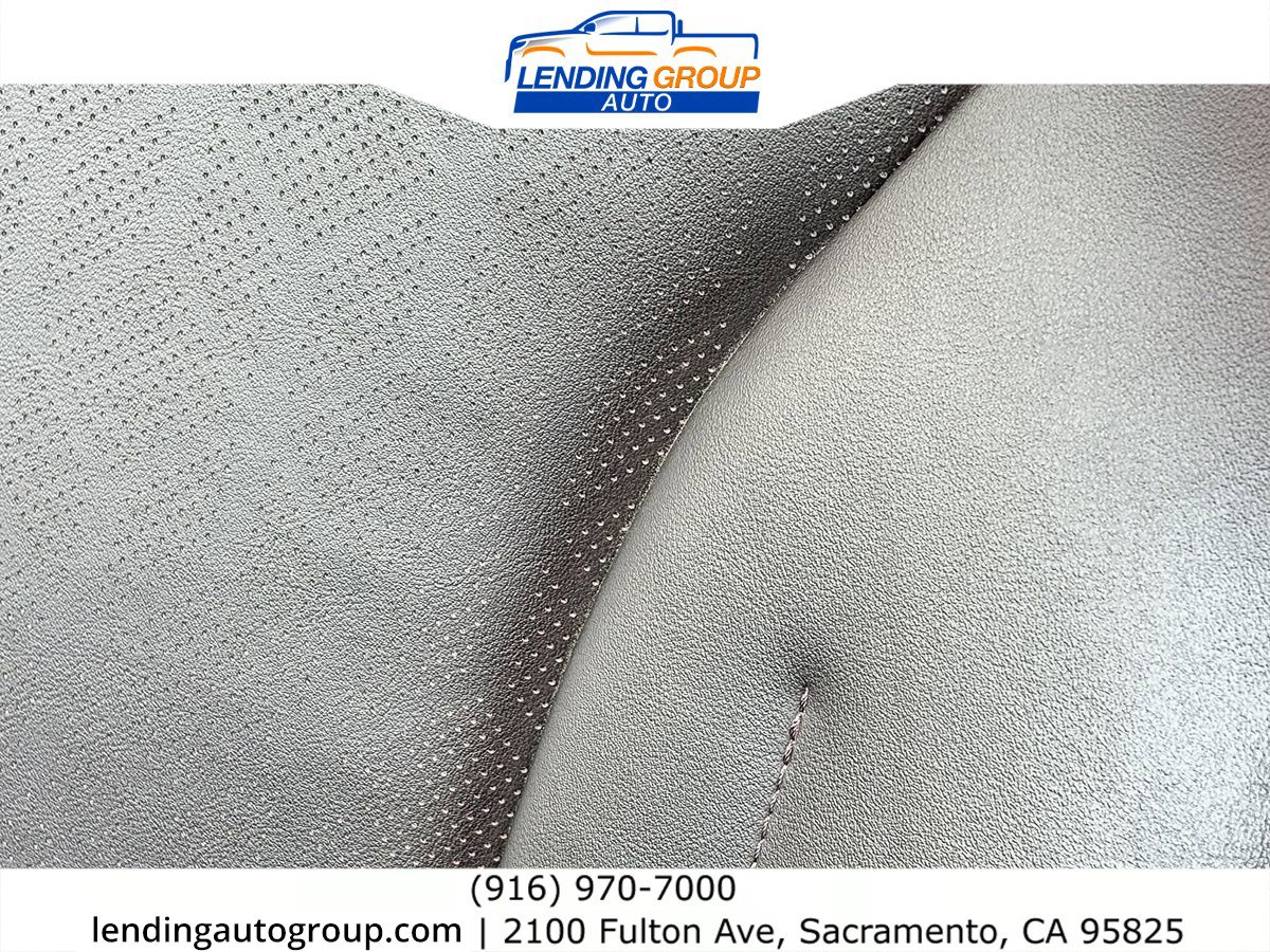 Used 2022 Kia Carnival LX FWD image 25