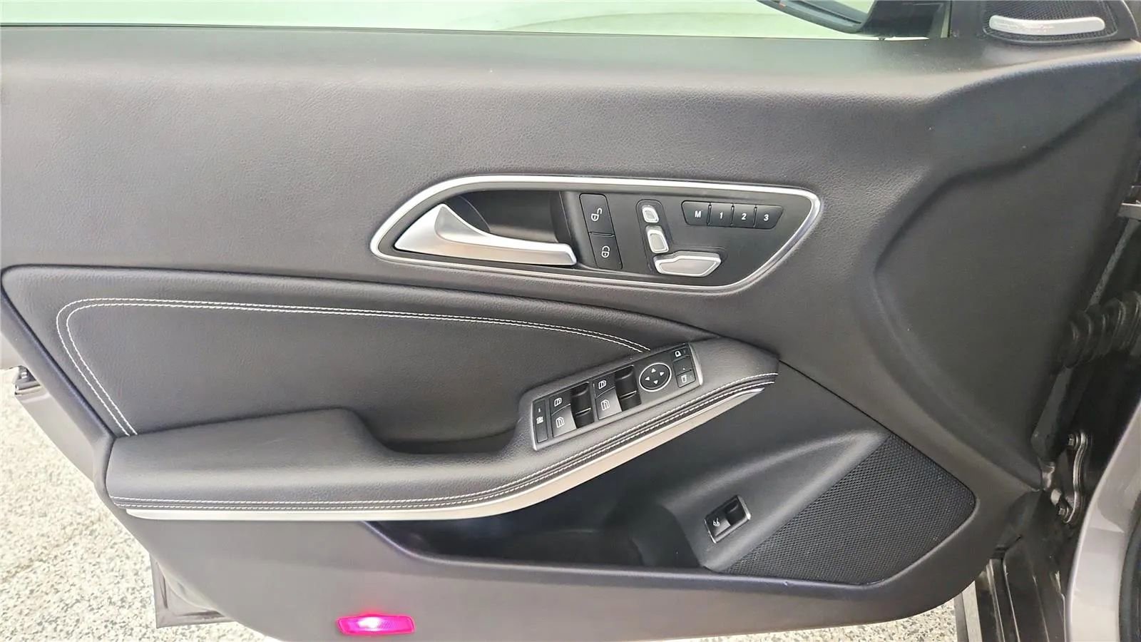 Used 2019 Mercedes-Benz CLA 250 image 31