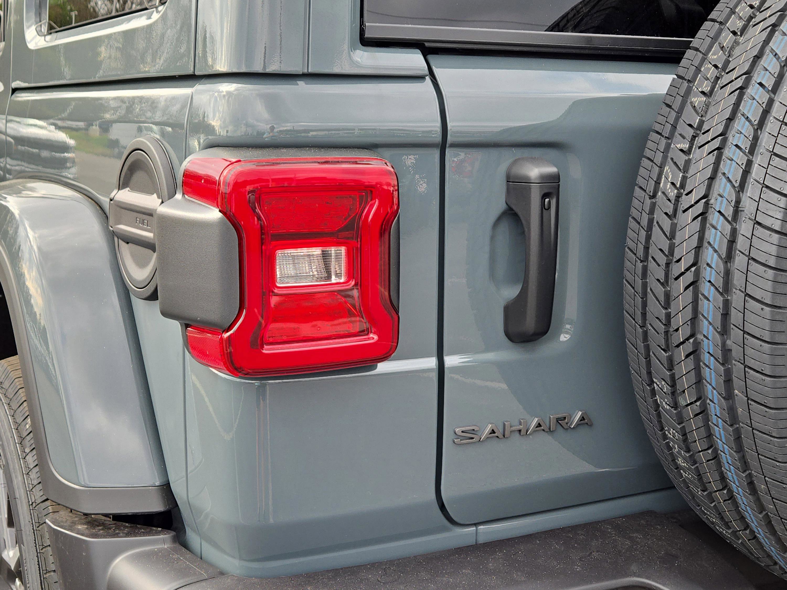 New 2026 Jeep Wrangler Unlimited Sahara AWD/4WD image 9