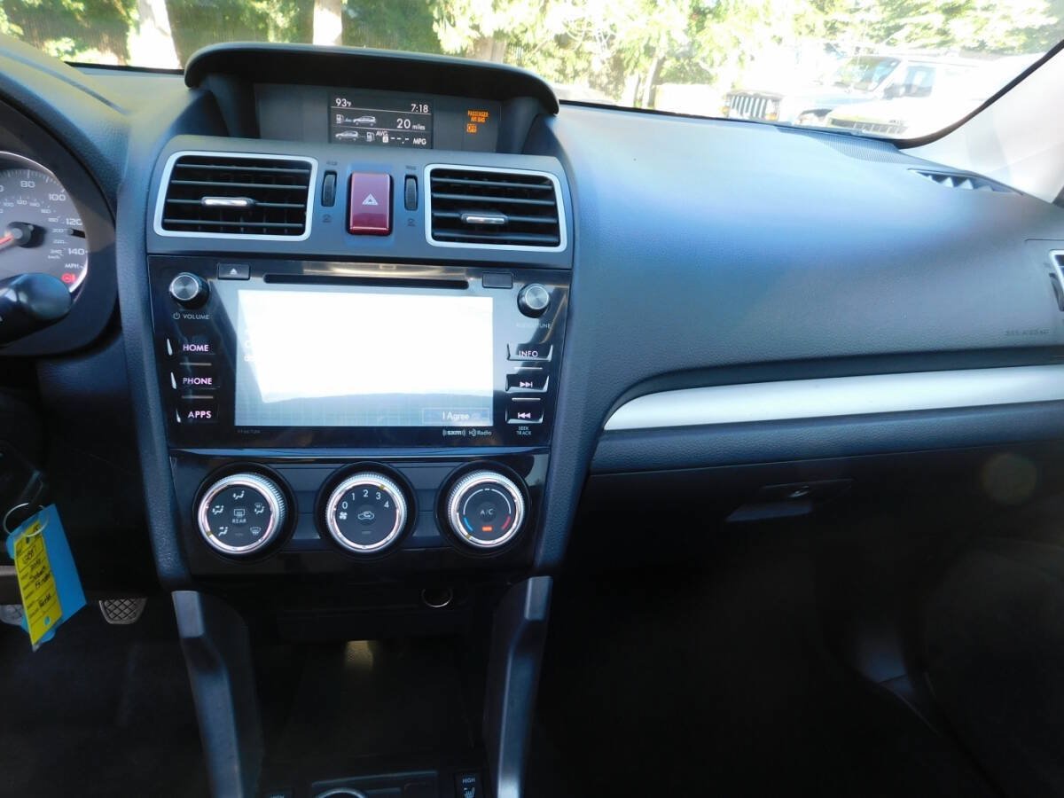 Used 2016 Subaru Forester 2.5i Premium w/ Popular Package #2 AWD/4WD image 7