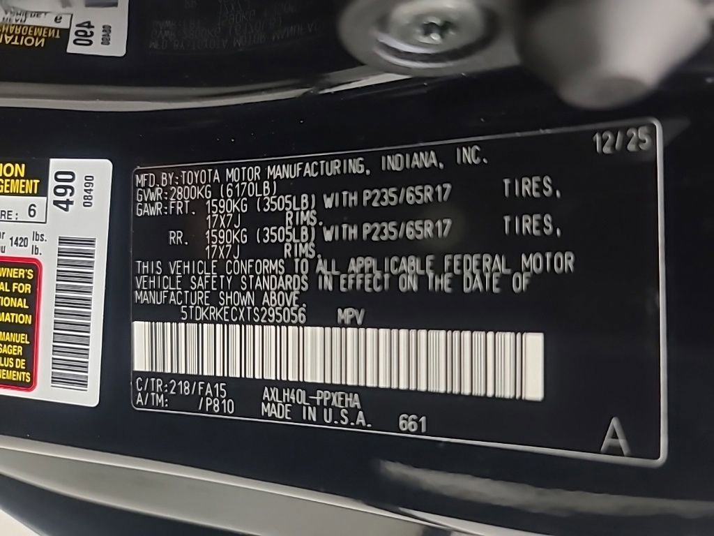 Used 2026 Toyota Sienna LE FWD image 40
