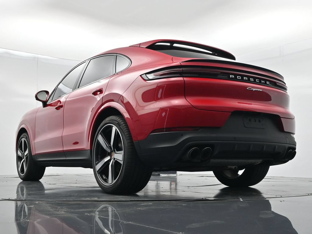Certified 2025 Porsche Cayenne Coupe AWD/4WD image 23