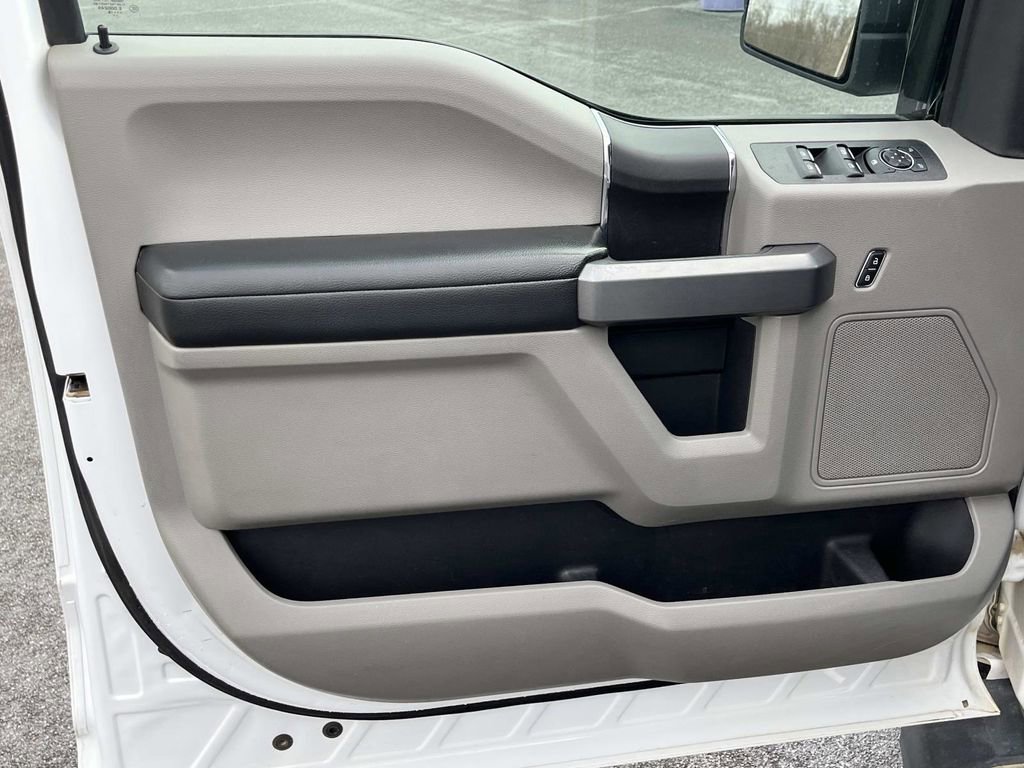 Used 2018 Ford F150 XLT w/ Trailer Tow Package image 23