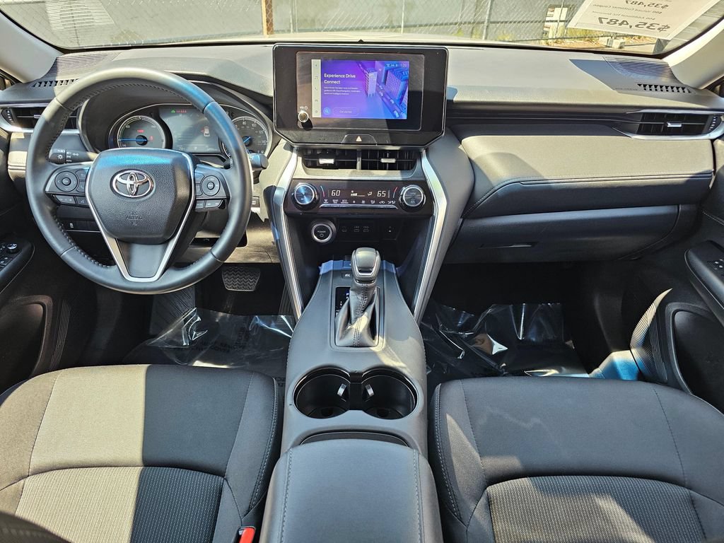Certified 2023 Toyota Venza LE AWD/4WD image 17