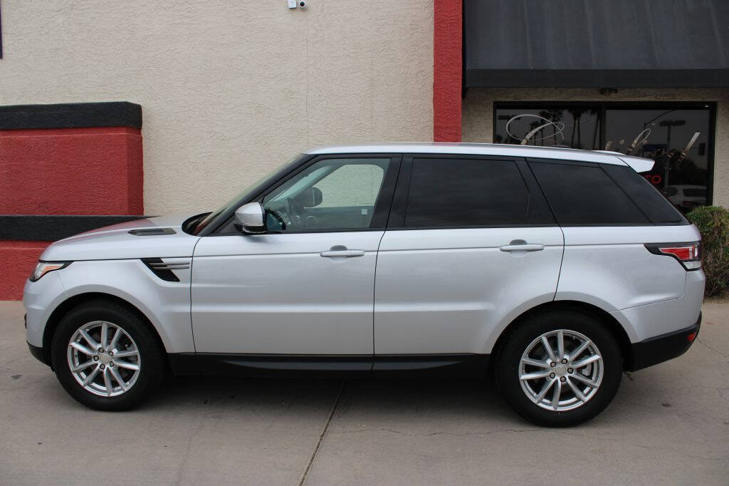Used 2014 Land Rover Range Rover Sport SE AWD/4WD image 3