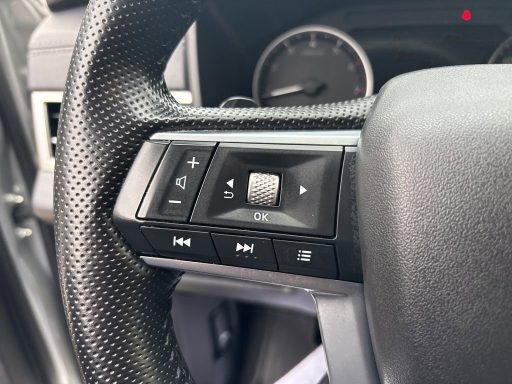 Used 2024 Mitsubishi Outlander SE image 23