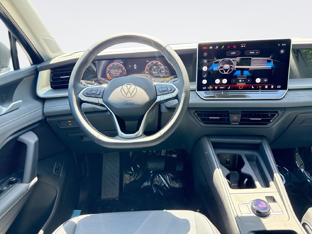 New 2026 Volkswagen Tiguan SE R-Line AWD/4WD image 23