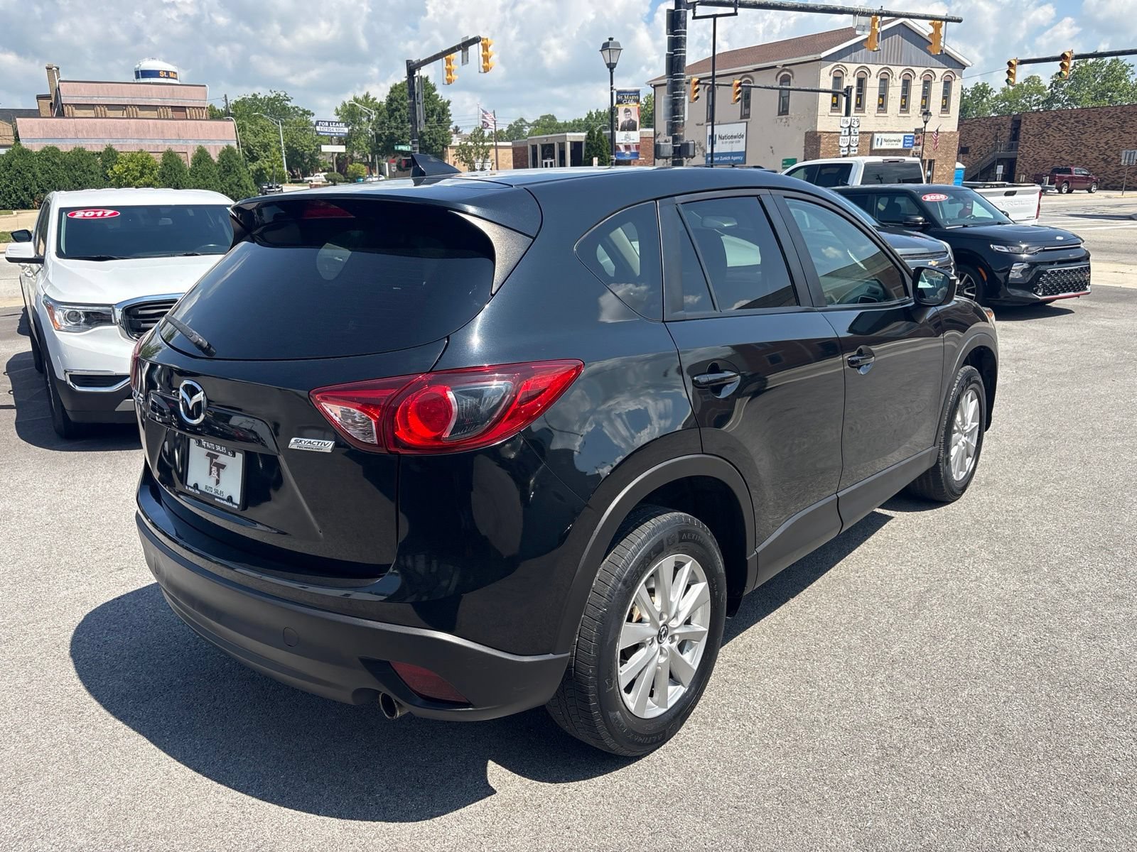 Used 2016 MAZDA CX-5 Touring w/ Bose/Moonroof Package FWD image 5