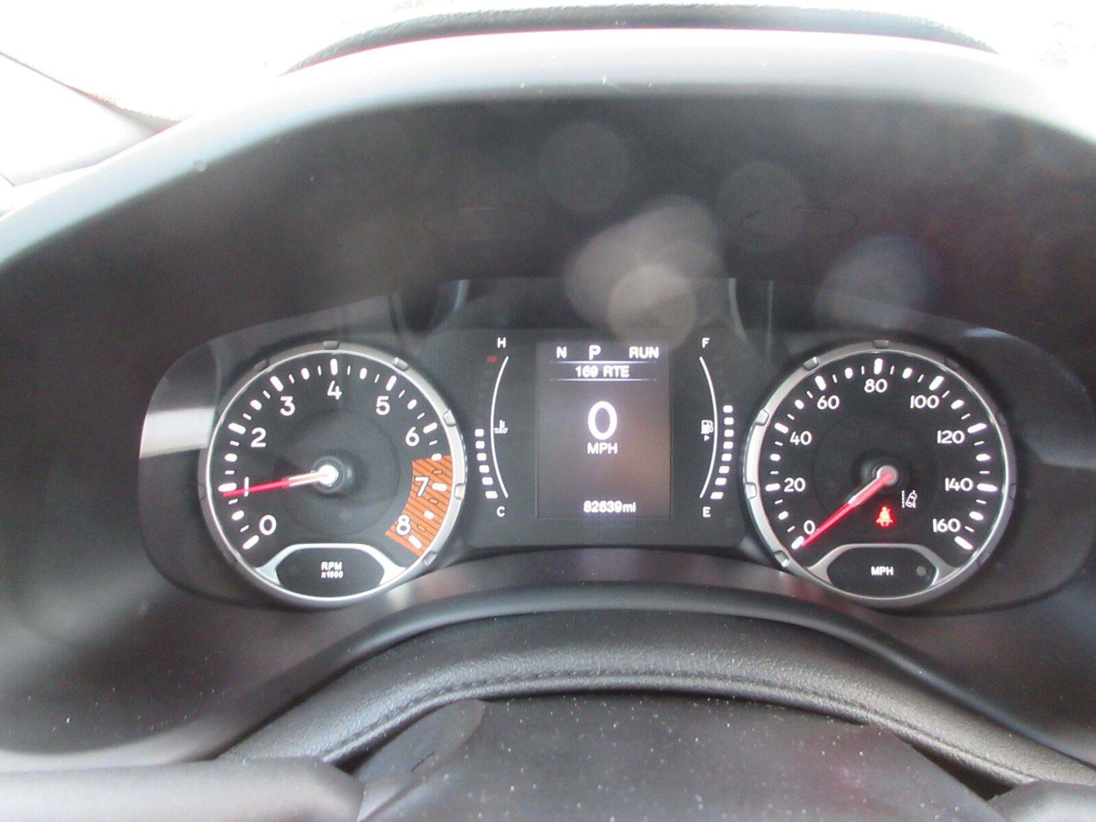 Used 2022 Jeep Renegade Sport w/ Sport Appearance Group FWD image 12