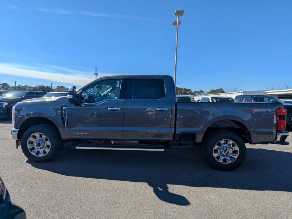 New 2026 Ford F250 Lariat w/ Chrome Package image 7