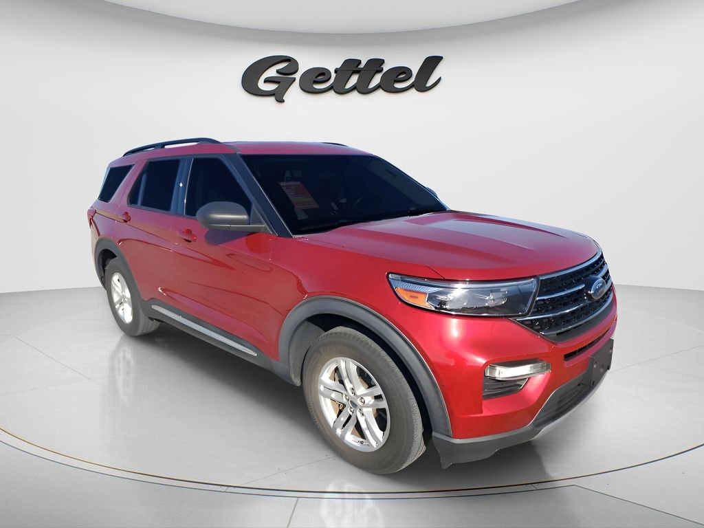 Used 2020 Ford Explorer XLT w/ Equipment Group 202A image 11