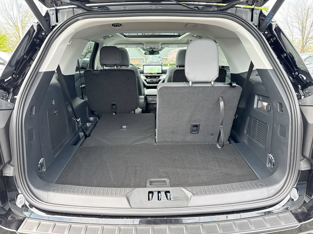 New 2026 Ford Explorer Active w/ Active Comfort Package AWD/4WD image 26