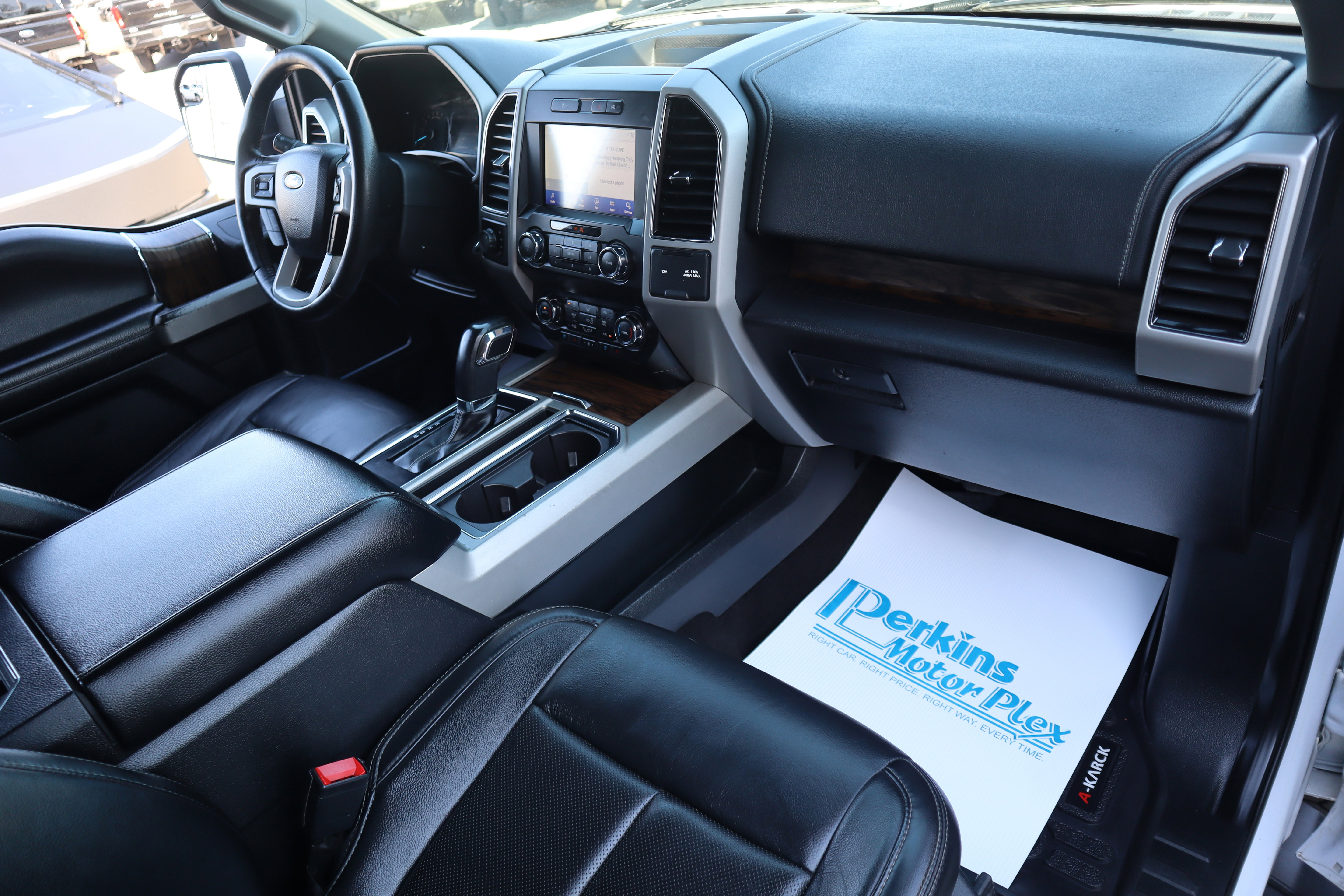 Used 2019 Ford F150 Lariat image 32