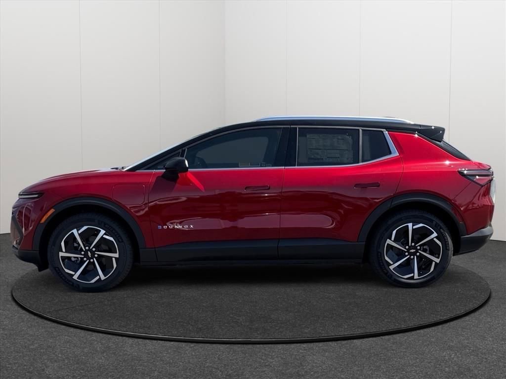 New 2026 Chevrolet Equinox EV LT AWD/4WD image 2