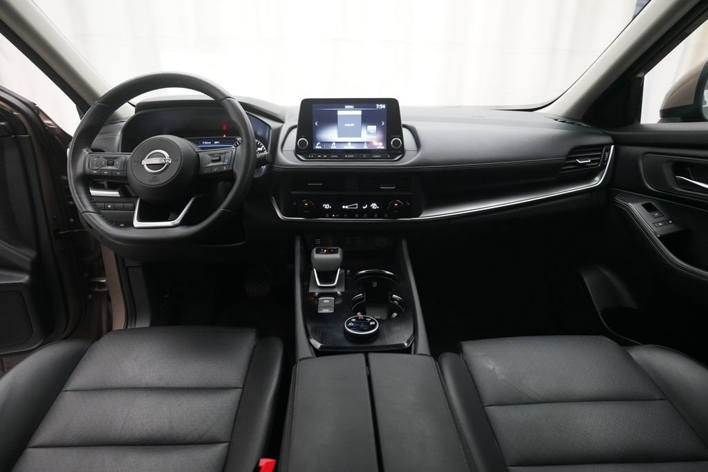 Certified 2024 Nissan Rogue SV w/ SV Premium Package image 5