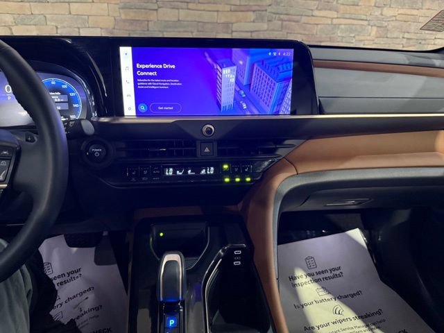 Used 2025 Toyota Crown Signia AWD/4WD image 20
