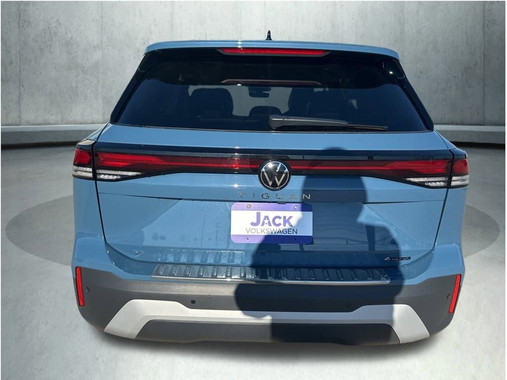 New 2026 Volkswagen Tiguan SE image 4